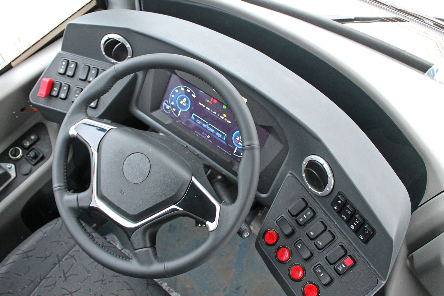 Автобус ЛиАЗ-621365 CITYMAX 18